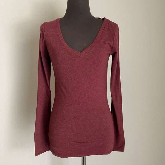 Mossimo Supply Co. Tops - Mossimo s S Long sleeve Cotton V neck Casual top shirt
